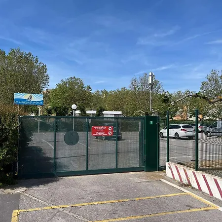 Apartament Cabine, Piscine, Parking Prive, Proche Et Port - Cap D'agde - Fr-1-249-412 *